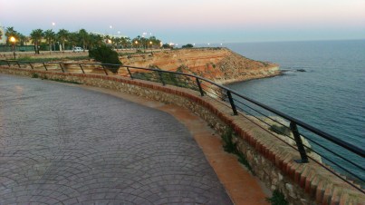 paseo de aquamarina vistas de la punta la glea