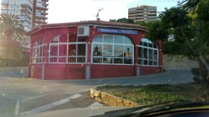 restaurante kiosko de fina es una glorieta en Campoamor