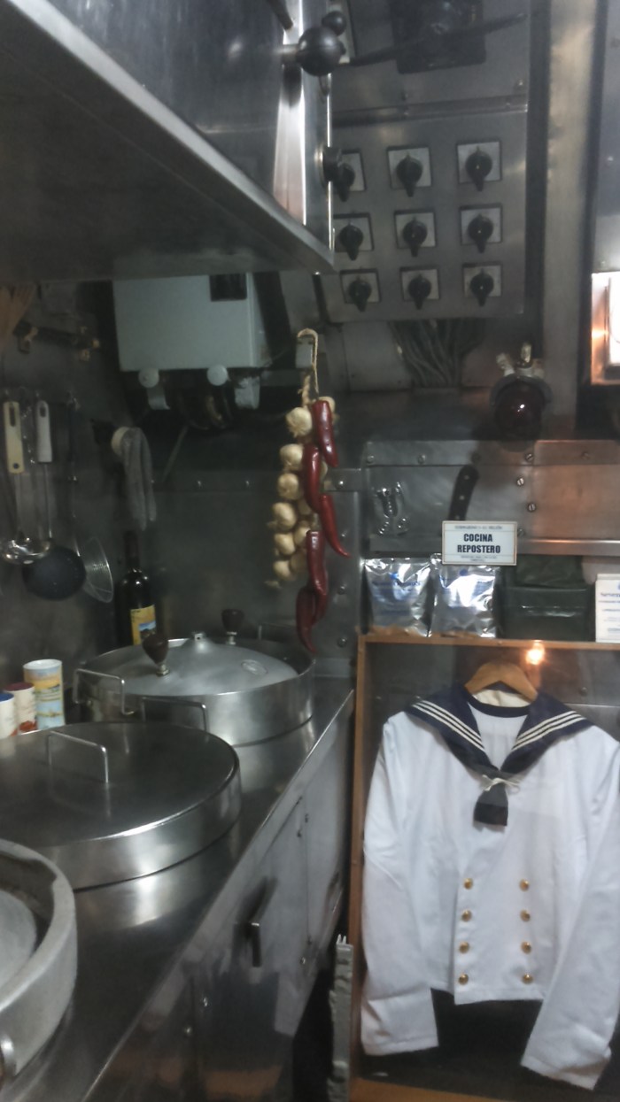 Submarino Delfín y Patrullera Albatros en Torrevieja